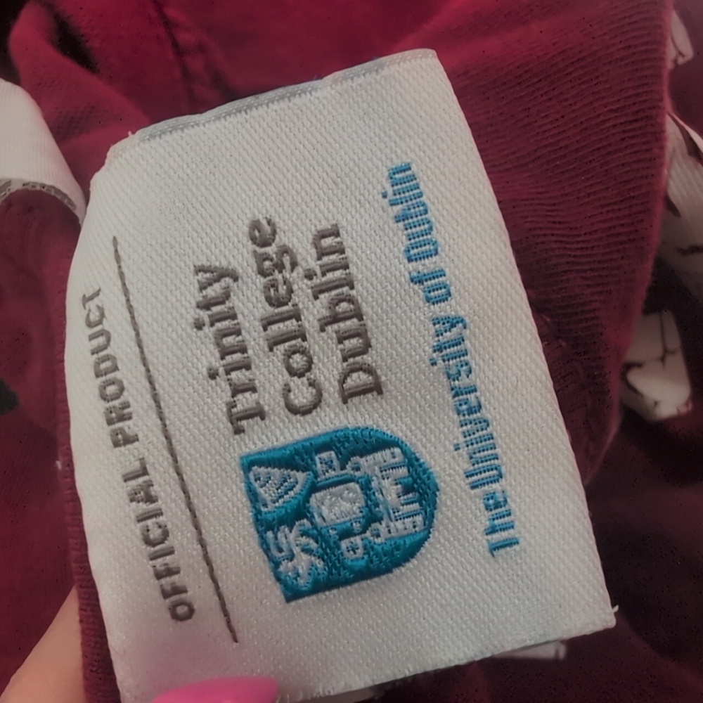 Trinity College T Shirt - Picture 3 of 3